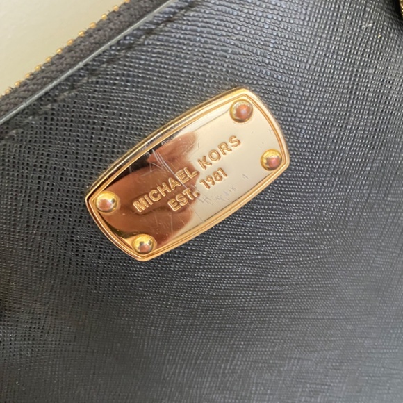 Michael Kors - Picture 2 of 8